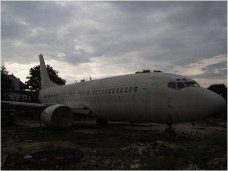 abandoned plane bali 4