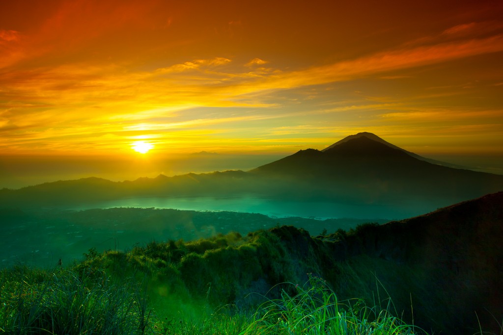 madu sari sunrise over lake batur cr flickr dennis stauffer