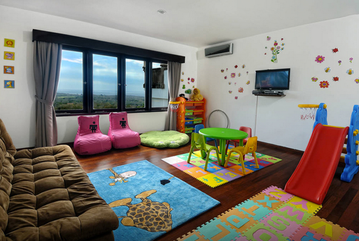 2D. Villa with a View Kid Friendly Playroom by Airbnb