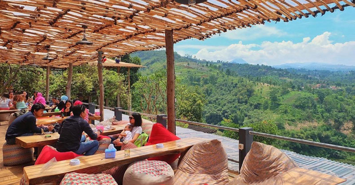 17 restoran di Bandung dengan pemandangan yang luar biasa