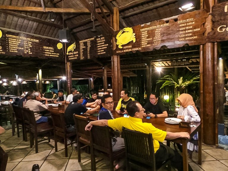 15 tempat makan di Jogja dengan pemandangan keren dan spektakuler