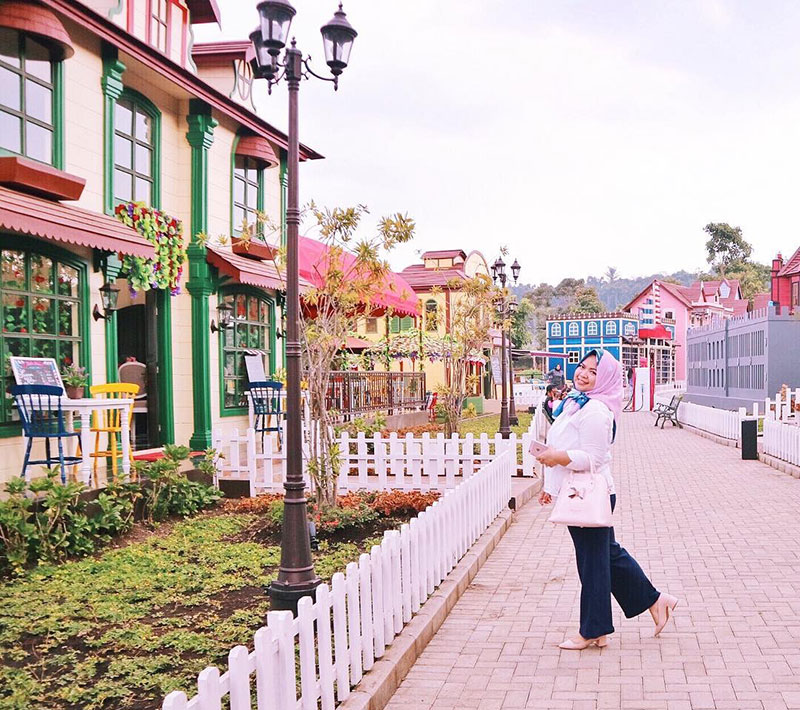 13 alasan untuk liburan keluarga ke Kota Mini Lembang 