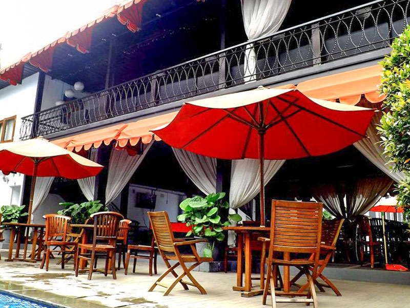 10 hotel di Lembang dengan kolam renang untuk liburan keluarga dibawah 500 ribu
