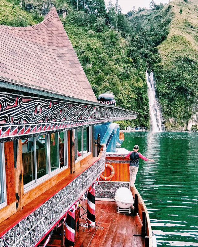 18 Tempat Wisata Keren Di Sekitar Danau Toba Yang Patut Anda Jelajahi