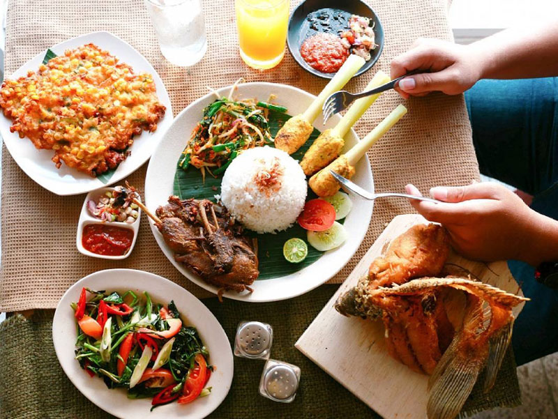 13 Tempat makan untuk Buka Puasa Bareng di sekitaran Sudirman-Thamrin