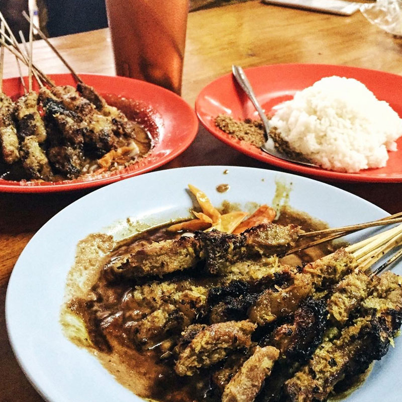 28 Kuliner  khas Surabaya  yang legendaris dan murah meriah