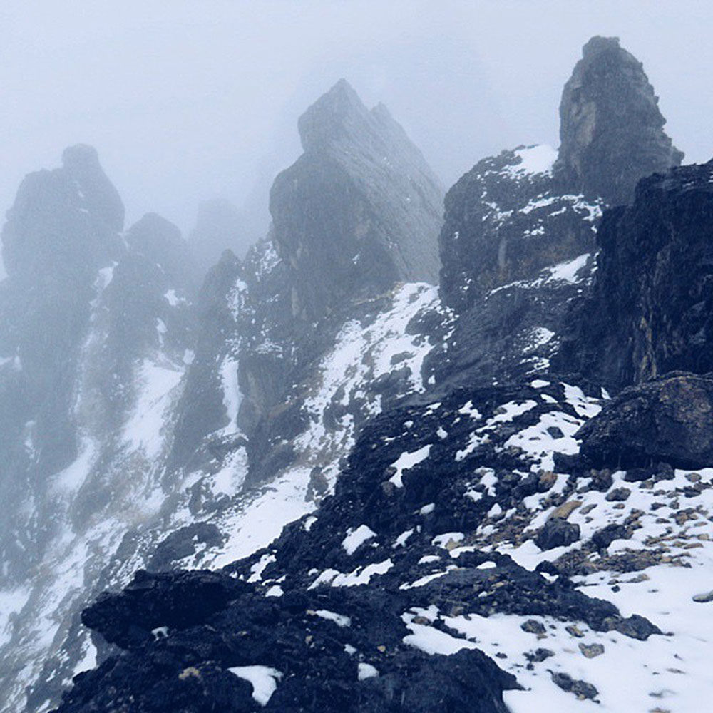 20 Gunung Dan Jalur Pendakian Di Indonesia Dengan Pemandangan Paling