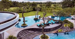 8 Hotel di Jimbaran Bali dengan infinity pool dan view super-keren di bawah 750 ribu