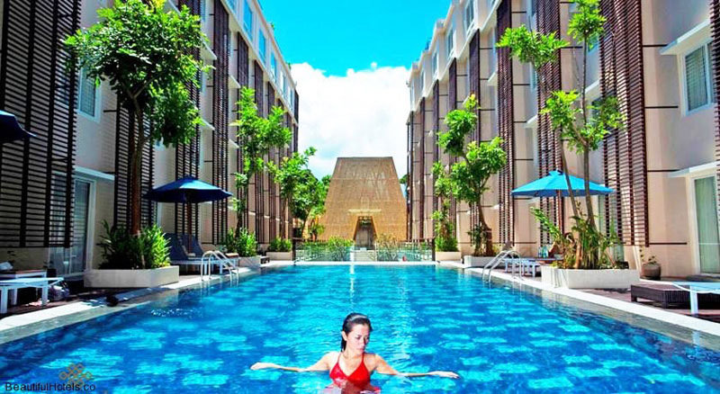 10 kamar hotel di bali dengan akses langsung ke kolam renang di bawah
