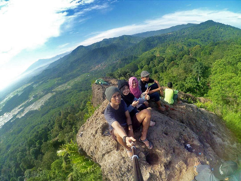 28 Tempat wisata alam di Bogor paling Instagramable di