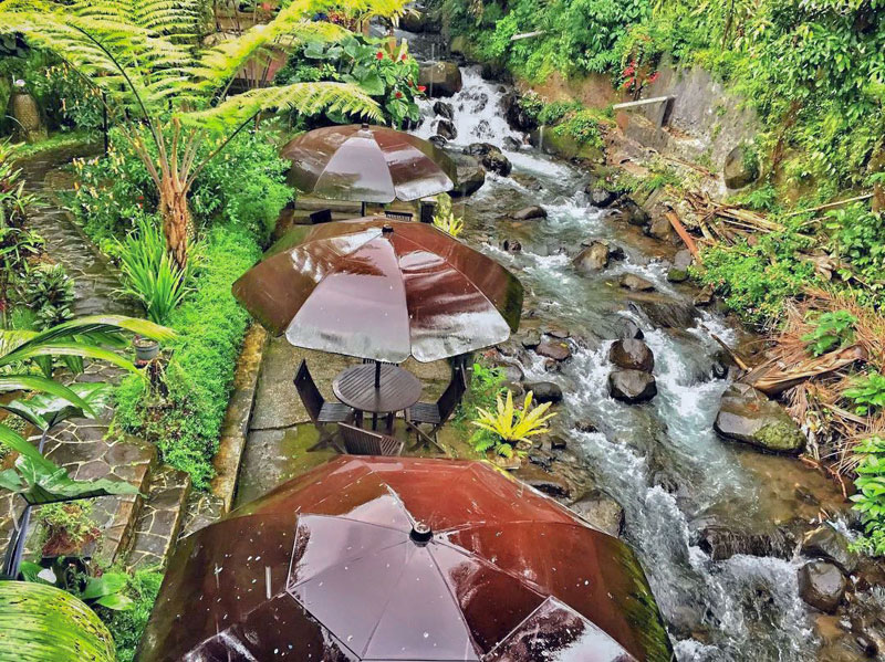 28 Tempat makan di Bogor dengan pemandangan terbaik 