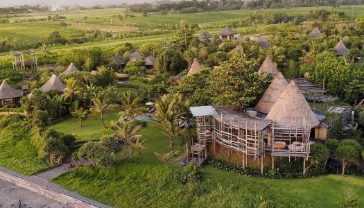 30 Restoran romantis di Bali dengan pemandangan sunset terbaik