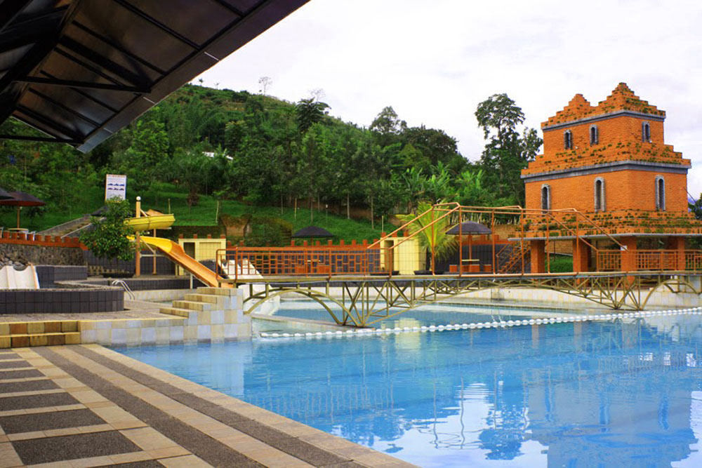 21 Hotel di Bandung dengan sensasi tengah hutan yang cocok buat ngadem