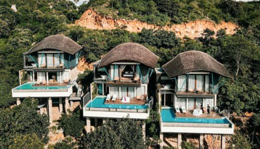 Review Plataran Komodo Resort & Spa: 5H4M di surga pribadi tepi pantai dengan view sunset, pulau eksotis, dan bukit