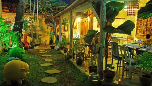 9 best late-night supper spots in Bali that open till midnight (or 24 hours)