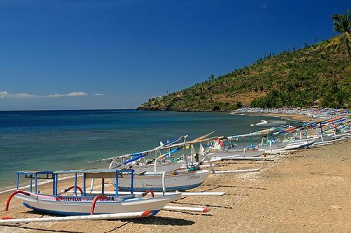 Amed-beach-karangasem-bali