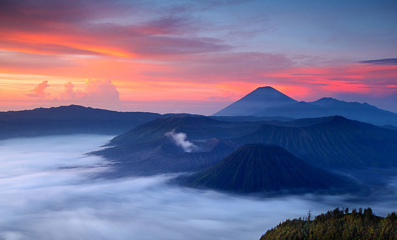 1-mountbromo4-by-Ricky-Liew