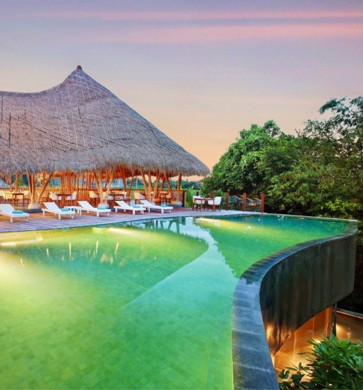 10 Affordable Bali hotels with infinity pools under $77