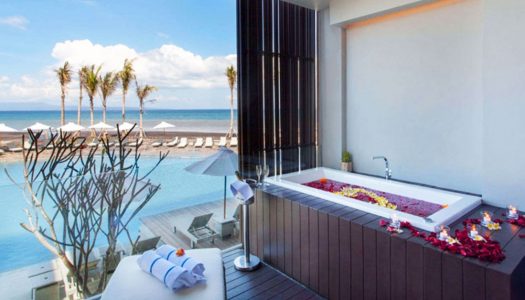 18 romantic Bali villas with the most indulgent bathtubs and jacuzzis