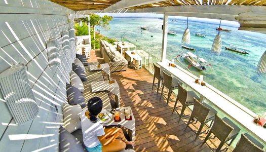 30 min from Bali: 12 Beachfront restaurants in Nusa Lembongan, Ceningan and Penida with stunning ocean views
