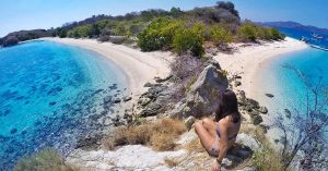 5 Scenic island day trips from Labuan Bajo to explore Flores’ 13 best pristine beaches and clear waters
