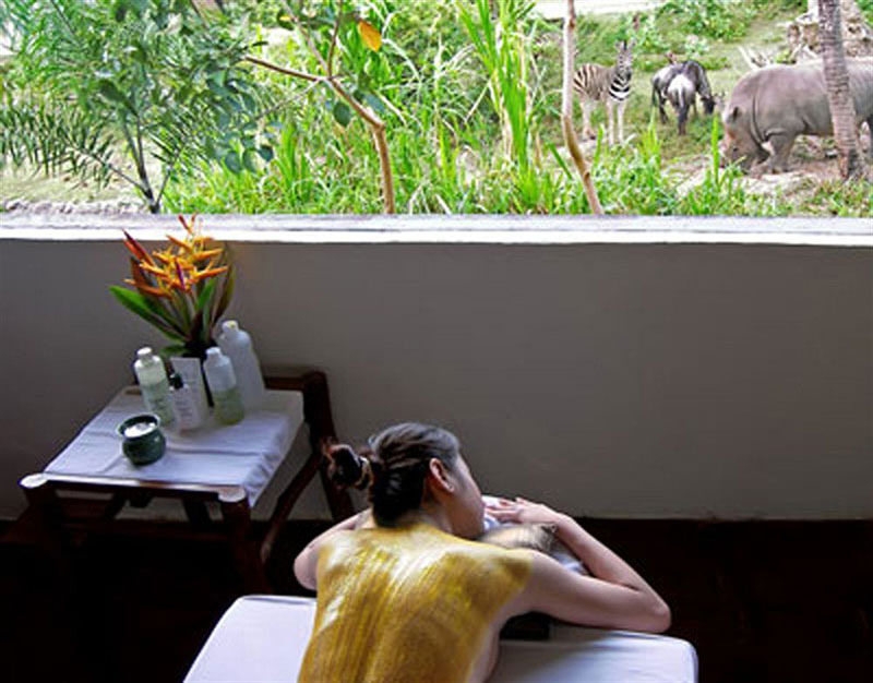 13. Spa with a view by marariversafarilodge.com