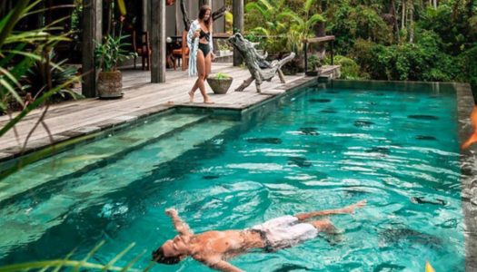 Dragon House Bali – This scenic group villa in Ubud (for up to 8 pax) has a sauna, stunning infinity pool and overlooks the magical river and jungle!
