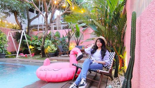 17 Unique all-pink and floral-themed cafes in Jakarta that take you to the tropics and let you chill with your besties!