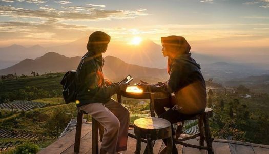 This is where you can catch the most spectacular sunrise view in Magelang – Silancur Highland