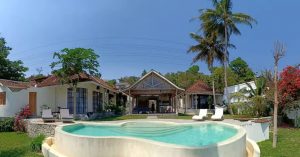 Find Ubud in Jogja!: 11 Affordable private pool villas from USD $7 per person!